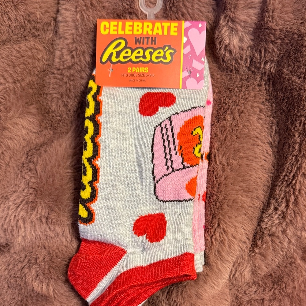 Reese's Pink and Red Heart‎ Socks